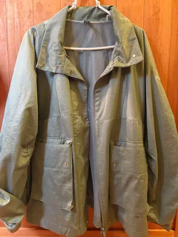 올리브 그린 S 사이즈 마운틴 후드티