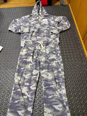 ED HARDY 카모 패턴 후드 부착 셋업