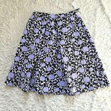 투 비 시크 자카드 꽃 올 패턴 무릎 기장 스커트 빅 사이즈 플레어