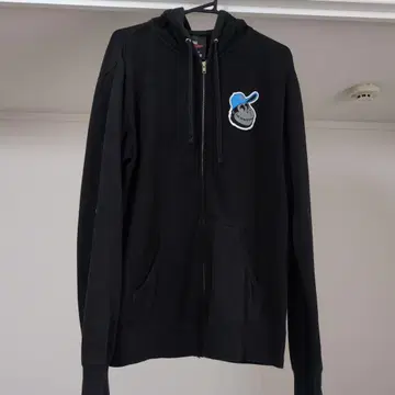 캐릭터 자수 블랙 후드티 M 사이즈