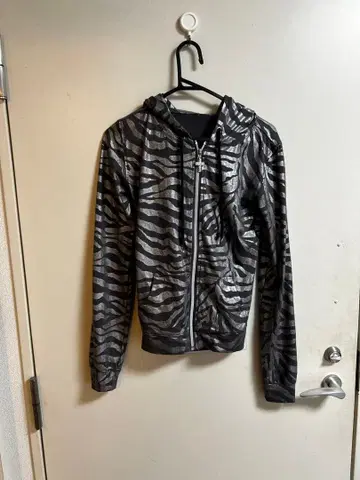 R-London 제브라 패턴 풀 지퍼 자켓 y2k archive