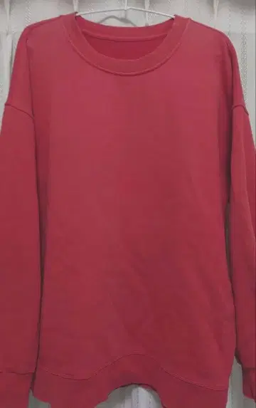 [ 중고 ] lululemon 레드 맨투맨 긴팔 ( 색바램 있음 )