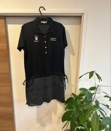 L L 마리끌레르 골프 여성용 원피스 블랙 스트라이프