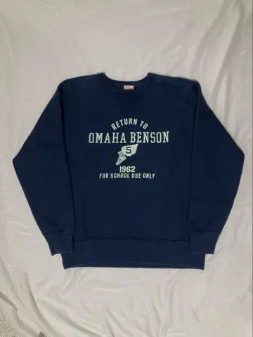 WHITESVILLE 맨투맨 'OMAHA BENSON' 사이즈 M