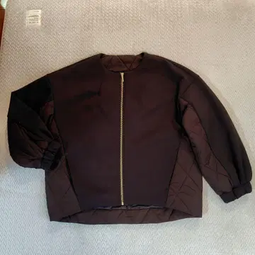 다크 브라운 집업 퀼팅 자켓