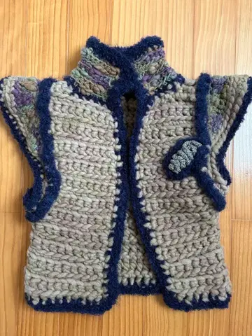 레어 70s 핸드메이드 니트 베스트 런던