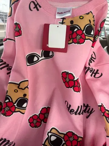 일광화상 키티 트레이닝복 올 패턴 핑크 하이비스커스