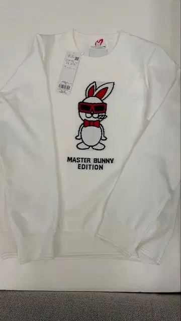 MASTER BUNNY EDITION 스웨터 L 사이즈