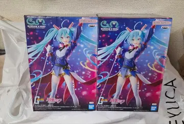 건담 x 하츠네 미쿠 피규어 2체 세트