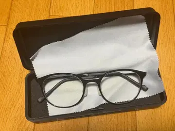 케이스 포함 안경 ZJ71017CM