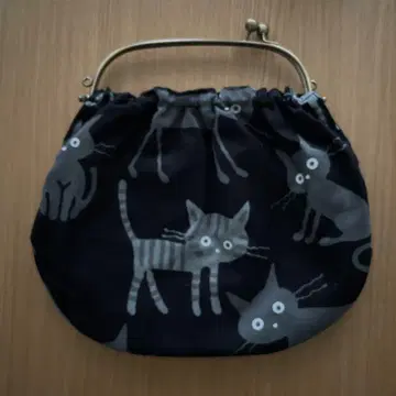 핸드메이드 고양이 패턴 가마구치 백