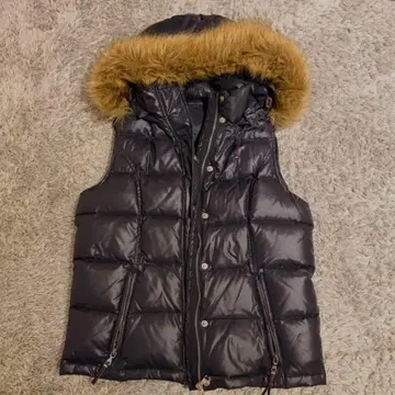 TOMMY 다운 베스트 퍼