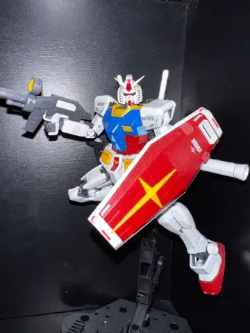 [ 완성품 ] RG 건담 액션 베이스 포함