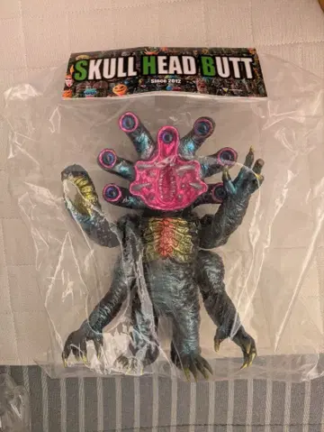 가니메데X 스컬 헤드버트 SKULL HEAD BUTT 소프트 비닐