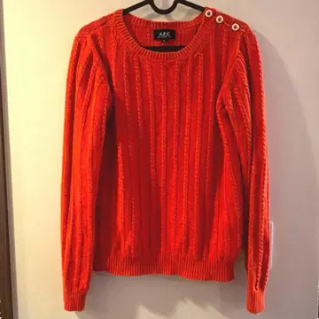 A.P.C 숄더 버튼 코튼 스웨터 S