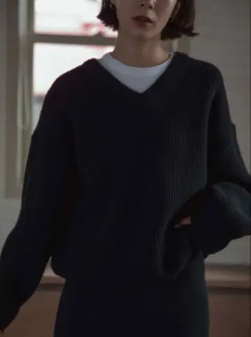 NOKCHA v neck mannish knit pullover 블랙