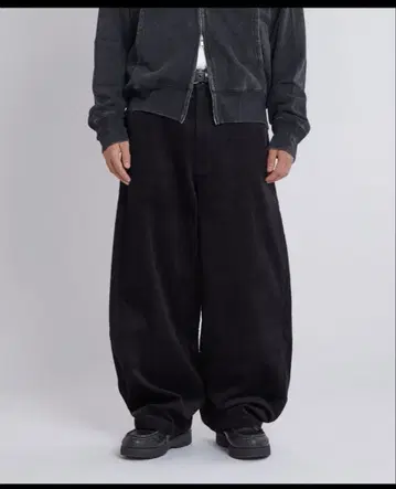 후즈후 갤러리 KOOKYN 코듀로이 카프 팬츠