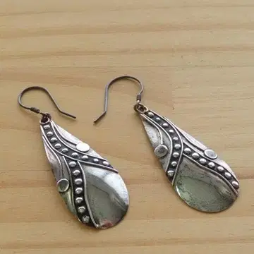 새상품 앤티크풍 실버 귀걸이 에스닉 빈티지 레트로 M241