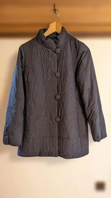 [ 새상품급 세일 ] 귀여운 퀼팅 자켓