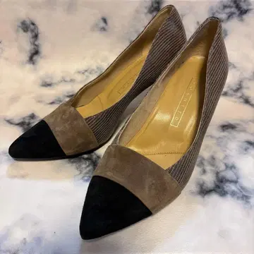 [ 새상품급 ] 요시토 펌프스 바이컬러 베이지 블랙 22cm 출퇴근 블랙