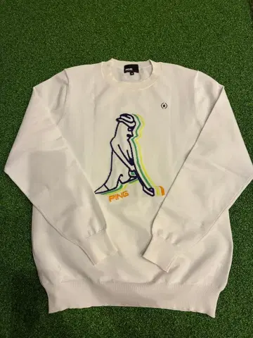 PING 핑 스웨터 화이트 M 사이즈