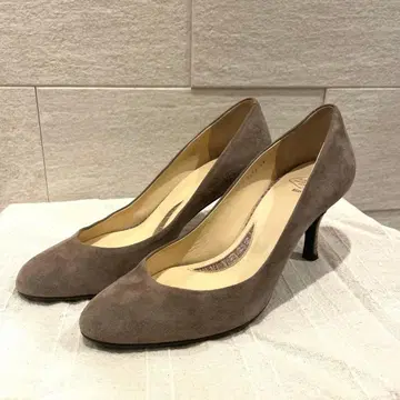 [ 새상품 ] 베이지 스웨이드 펌프스 힐 6.5cm [ 일본제 ]