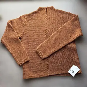 미사용 브라운 하이넥 니트 스웨터
