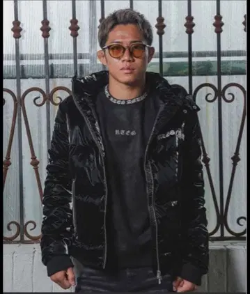 블랙 다운 자켓