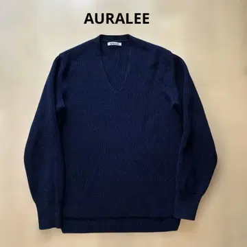AURALEE 네이비 V넥 긴팔 스웨터