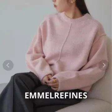 EMMEL REFINES 핑크 크루넥 니트 풀오버