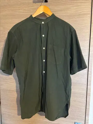 blurhms 반팔 셔츠 올리브