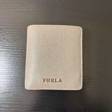 FURLA 이단 접이식 지갑