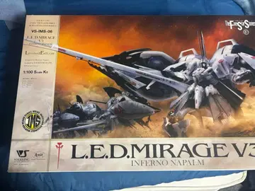 보크스 1/100 IMS 레드 미라지 V3 인페르노 나팜