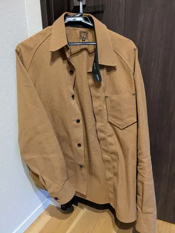 DELUXWARE M 사이즈 브라운 셔츠