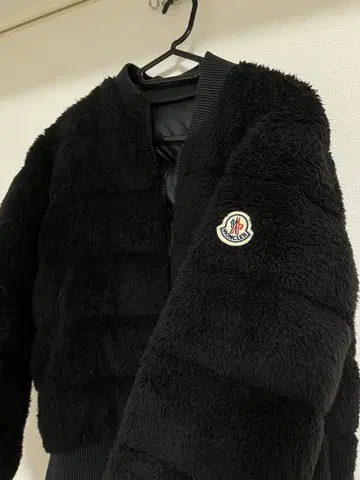 Moncler 봄버 자켓 블랙