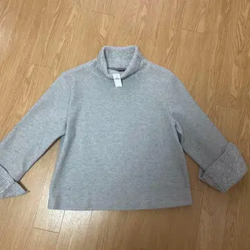 그레이 터틀넥 스웨터 M
