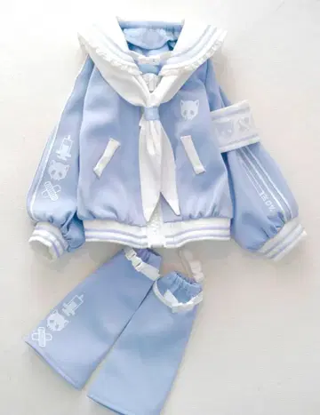 [ MezzaLuna ] 부유 전파 의류 아웃핏 MDD KUMAKO