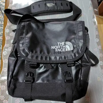 NORTH FACE 메신저 백 블랙
