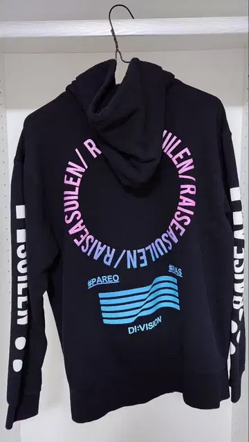 뱅드림 x 게키크로 DI:VISION 파레오 후드티 L 사이즈