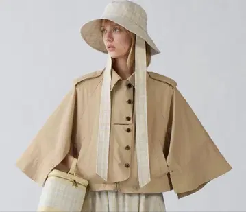 숏 케이프 코트