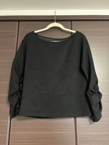 HARA.UNITY 헬시 넥 롱 T셔츠 블랙 M