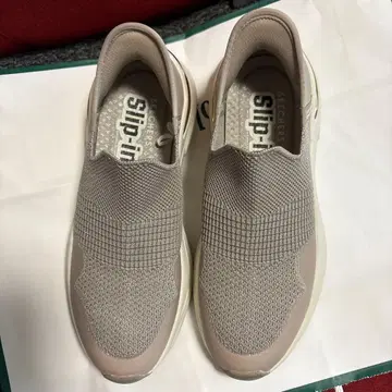 Skechers Slip-Ins 그레이 슬립온
