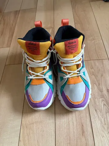 멀티 컬러 스케이트보드 신발