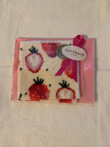 페이러 스트로베리 도트 손수건 기프트 래핑