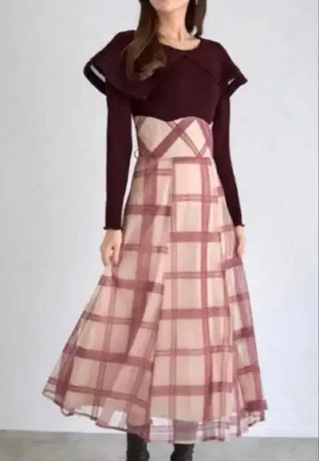 [ZOZO 한정판] 빅 칼라 백 레이스업 도킹 원피스