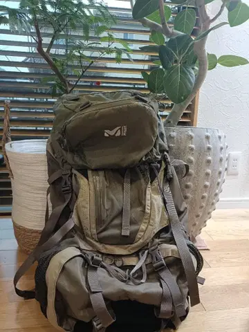 MILLET namche 55+10 백팩 올리브 그린