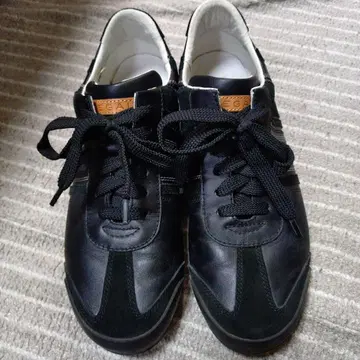 REGAL 블랙 가죽 스니커즈 24.5cm