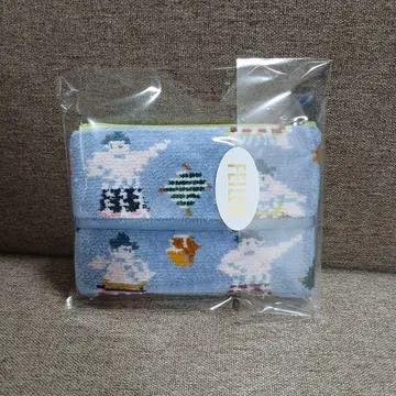 [ 미사용 새상품 ] 러브러리 바이 페이 하케요이 티슈 파우치