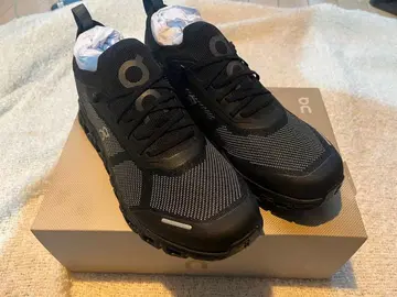 On Cloud 6 Versa 블랙 8W