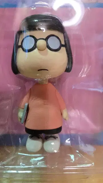 UDF 메디콤 토이 스누피 마시 피규어